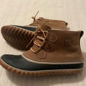 Sorel Out N About boots
